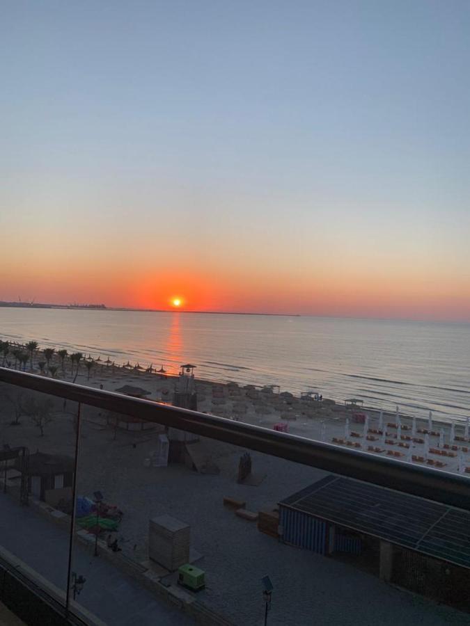Апартаменты Panoramis Promenada-Cezar Нэводари Экстерьер фото